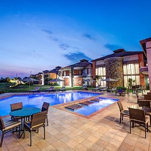 Royal Marang Hotel